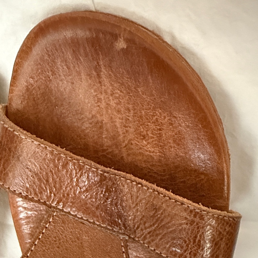 Bed Stu Tan Leather Women's Sandals - Picture 6 of 7